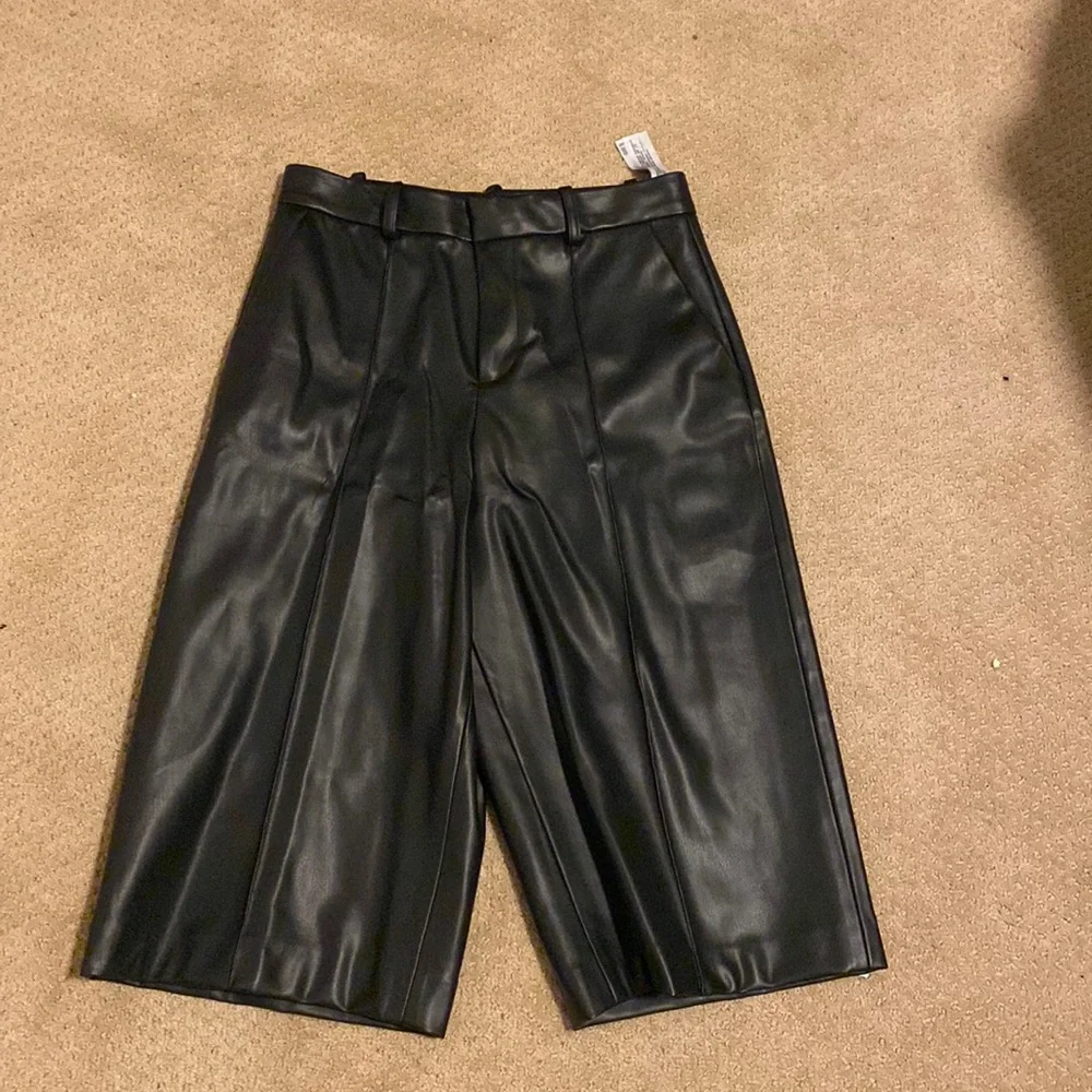 Zara faux leather culotte - Picture 3 of 4